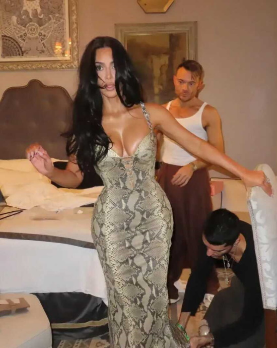Amazon billionaire Jeff Bezos and journalist Lauren Sánchez threw a pre-wedding party in Venice 16 Amazon billionaire Jeff Bezos and journalist Lauren Sánchez threw a pre-wedding party in Venice 15
